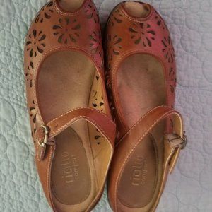 Rialto slide on shoes